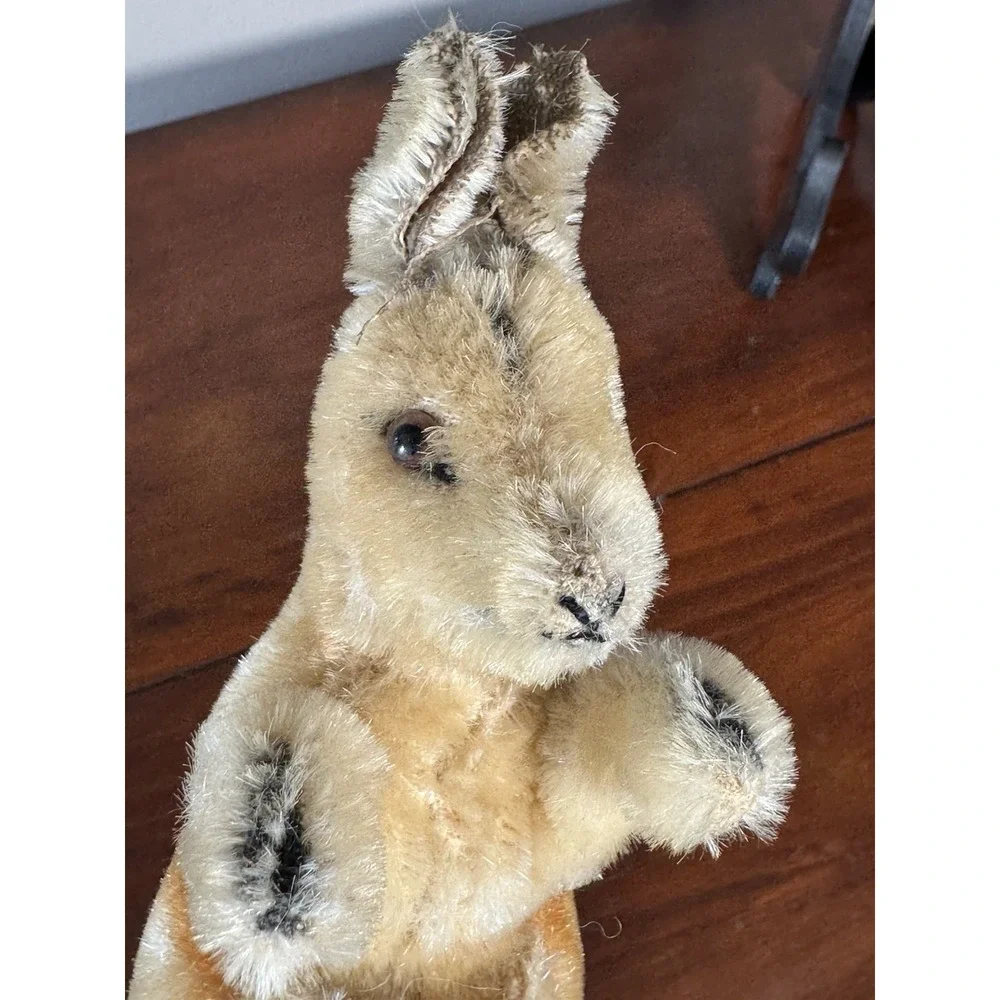Steiff Kangaroo Vintage 1960s Mohair w Pouch Stuffed Animal (no baby) Germany